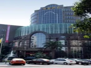 Ourland Hotel - Image 2
