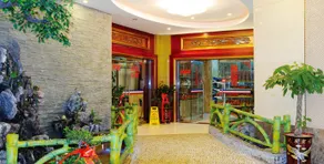 Garden Hotel - Image 4