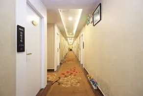 Shenzhen Huashang Hotel (Hongling Subway Station KKmall) - Image 2