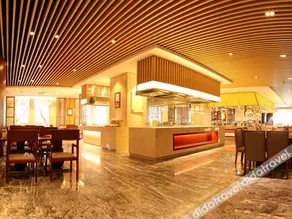 Fangyuan International Hotel - Image 5
