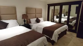 LAS OLAS RESORT AND SPA - Image 2