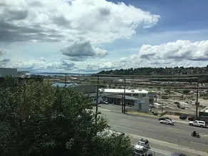 The Seattle Haven - Modern Suites - Image 2