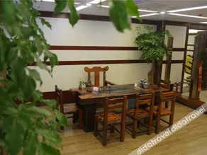 Huameihui Hotel (Baoding Xiantian Baobai Shopping Plaza) - Image 3