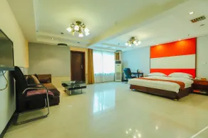 Jinpeng Hotel (Flagship Store of Duyun Dashizi Stone Slab Ancient Street) - Image 3
