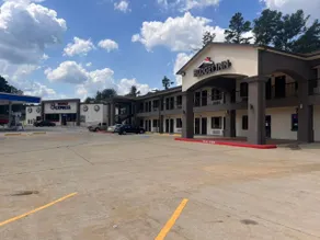 Budget Inn By OYO San Augustine - Image 2