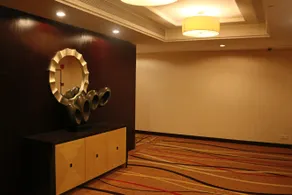 Plato Holiday Hotel - Image 2