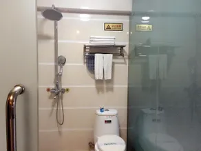 Chuxiong Zhenhua Hotel - Image 4