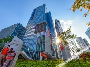 HOWARD JOHNSON DOWNTOWN HOTEL CHONGQING - Image 4