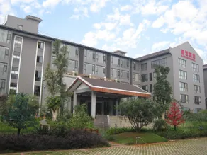 Li Jing Hotel Mile - Image 5