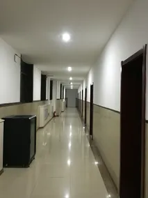 Xiangzheng Hotel - Image 1