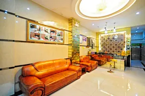 Zhenghua Hotel - Image 4