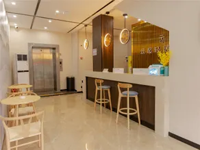Yunqi Qingju Hotel - Image 5