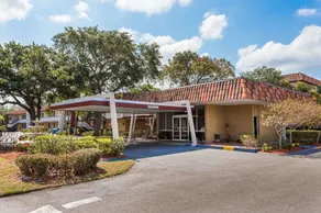 Baymont By Wyndham Sarasota - Image 2