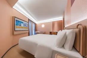 Orange Hotel Qingdao North Railway Station - Image 2