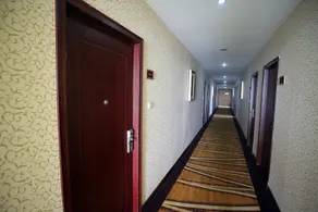 Meigaohua Business Hotel - Image 2