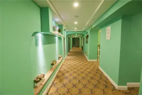 Weimei Hotel (Chongqing Dashiba Xinxin Park) - Image 4