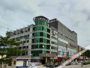 Dequn Hotel (Shenzhen Pingdi Yicheng PARK Wal-Mart Store) - Image 5