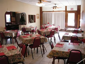 Old National Hotel - Image 5