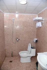 Lindu Business Hotel - Image 3