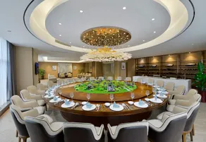 LIZ HOTEL - Image 4