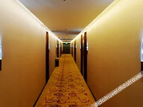 Huameihui Hotel (Baoding Xiantian Baobai Shopping Plaza) - Image 2