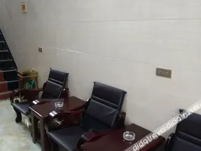 Pingliang Shangjia Express Hotel - Image 2