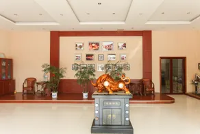 Meigaohua Business Hotel - Image 5