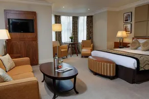 Moat House Reading Hotel - Image 3