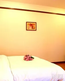 Fenglaiyi Business Hotel - Image 4