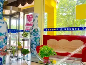 Jinghua Hotel (Shijiazhuang Vientiane City Jiefang Square Metro Station) - Image 4