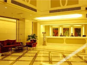 Fengguan Holiday Hotel - Image 2