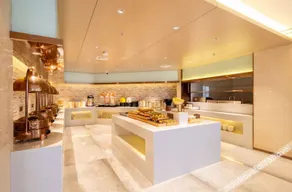 Lavande Hotel Pinghu Zhapu Jiulongshan Branch - Image 2