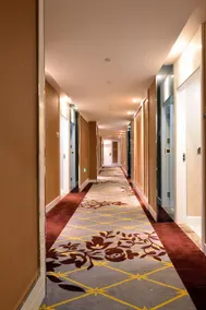 Linglongwan Holiday Hotel - Image 2