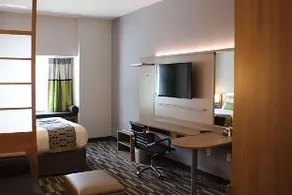 Microtel Inn & Suites by Wyndham Liberty/NE Kansas City Area - Image 3