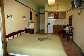 Liadromia Hotel - Image 5
