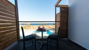 Zenith Seaside Hotel - Image 4