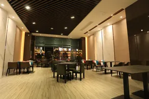 Milan Hotel - Image 4