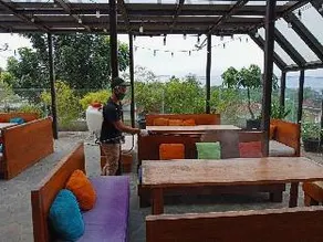 Balcony Hotel Sukabumi - Image 5