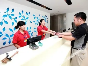 Hi Inn Shanghai Expo Dongming Road - Image 1