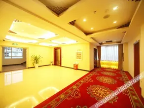 Cheng Feng Hotel - Image 3