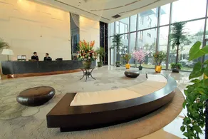 Pudong Hotel Shanghai - Image 2