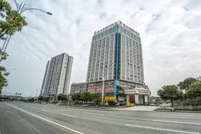 Vienna International Hotel (Huaihua City Government Square Store) - Image 3