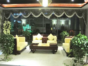 Li Jing Hotel Mile - Image 3