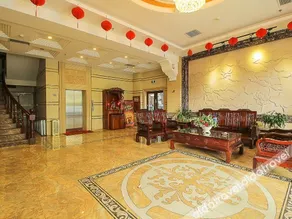 Four Seasons Hongyun Hotel Haikou - Image 3