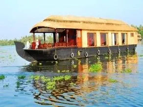 Sreekrishna Houseboat C/o Sreekrishna ayurveda Panchakarma Centre                                - Image 1