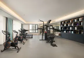 Yunfu Xinxing Xi'an Deluxe Hotel - Image 3