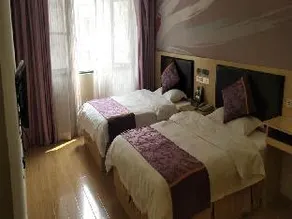 Thank U Hotel High-Speed Railway Station Store In - Image 2