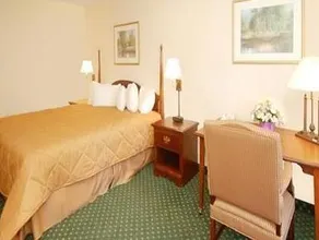 Quality Inn Easton - Image 5