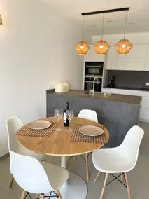 Luxury 1 bedroom flat w.Terrace&Parking - Image 4
