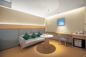Ji Hotel Chongqing Nanbin Road Crown International River View Hotel - Image 3